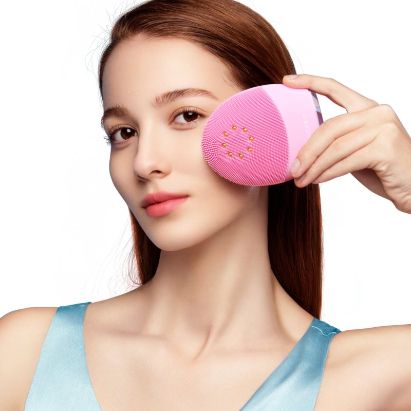 FOREO Luna™ 3 Plus čisticí sonický přístroj s termo funkcí a zpevňující masáží normální pleť Pink