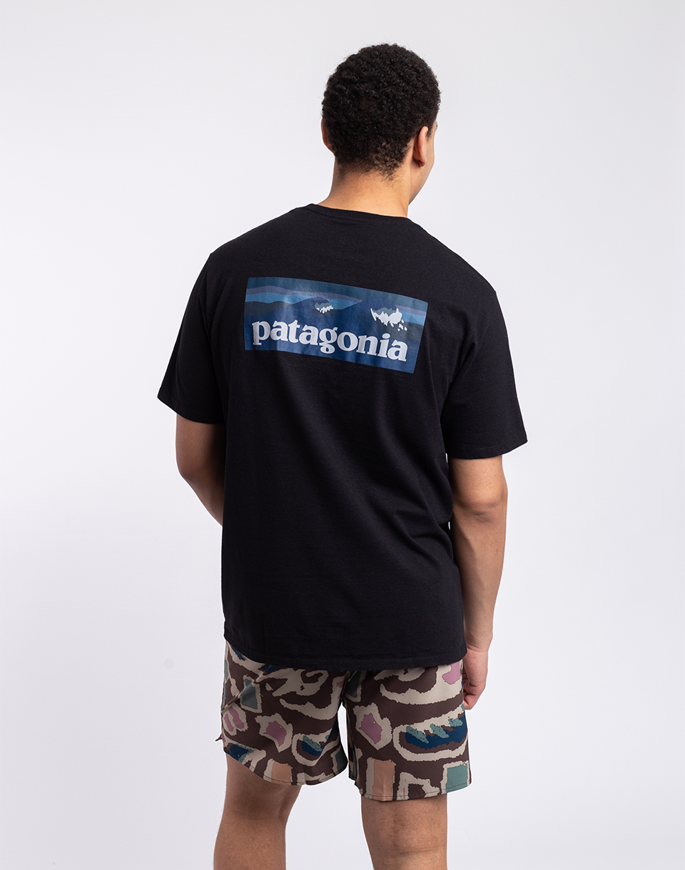 Tričko Patagonia M's Boardshort Logo Pocket Responsibili-Tee Ink Black