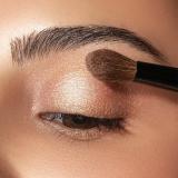 ARTDECO Eyeshadow Pearl oční stíny pro vložení do paletky s perleťovým leskem odstín 26 Pearly Medium Beige 0,8 g