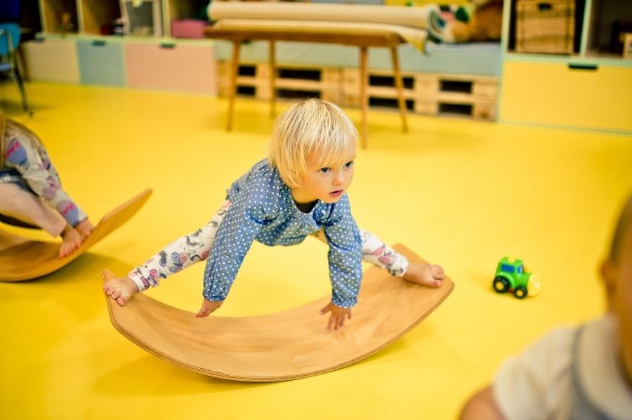 Dřevěné houpací prkno - ideální hračka pro děti…