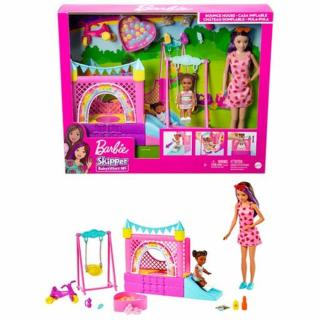 Barbie Chůva se Skákacím Hradem