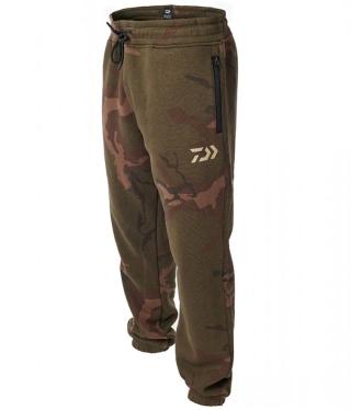 Daiwa tepláky carp camo joggers - m