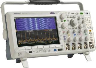Digitální osciloskop Tektronix MDO3024, 4 kanály, 200 MHz