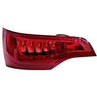 MAGNETI MARELLI AUDI Q7 06- 8/09- zad. světlo LED komplet   L