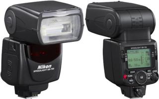 Nikon blesk Sb-700 blesk