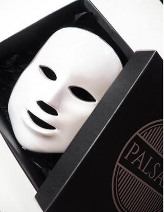 Palsar 7 Ošetřující LED maska na obličej bílá