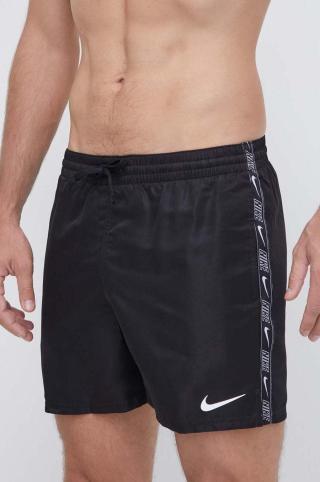 Plavkové šortky Nike Volley černá barva
