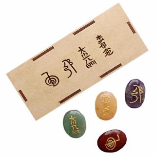 Reiki sada kamenů se symboly Reiki v dřevěné krabičce - 4 x cca 3,8 cm