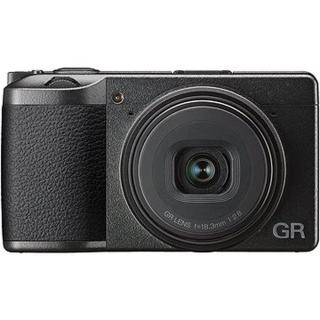 RICOH GR III černý