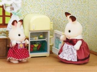 Sylvanian Families - Mamka u ledničky