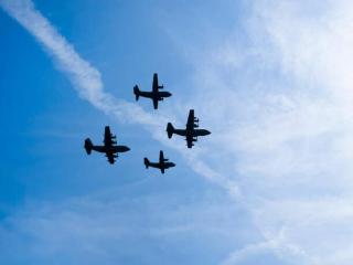 Umělecká fotografie Four Airplanes Flying In Blue Sky, Nico De Pasquale Photography,