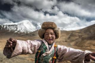 Umělecká fotografie Smile Tibet, Sarawut Intarob,