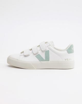 Veja Recife Logo Extra White Matcha 38